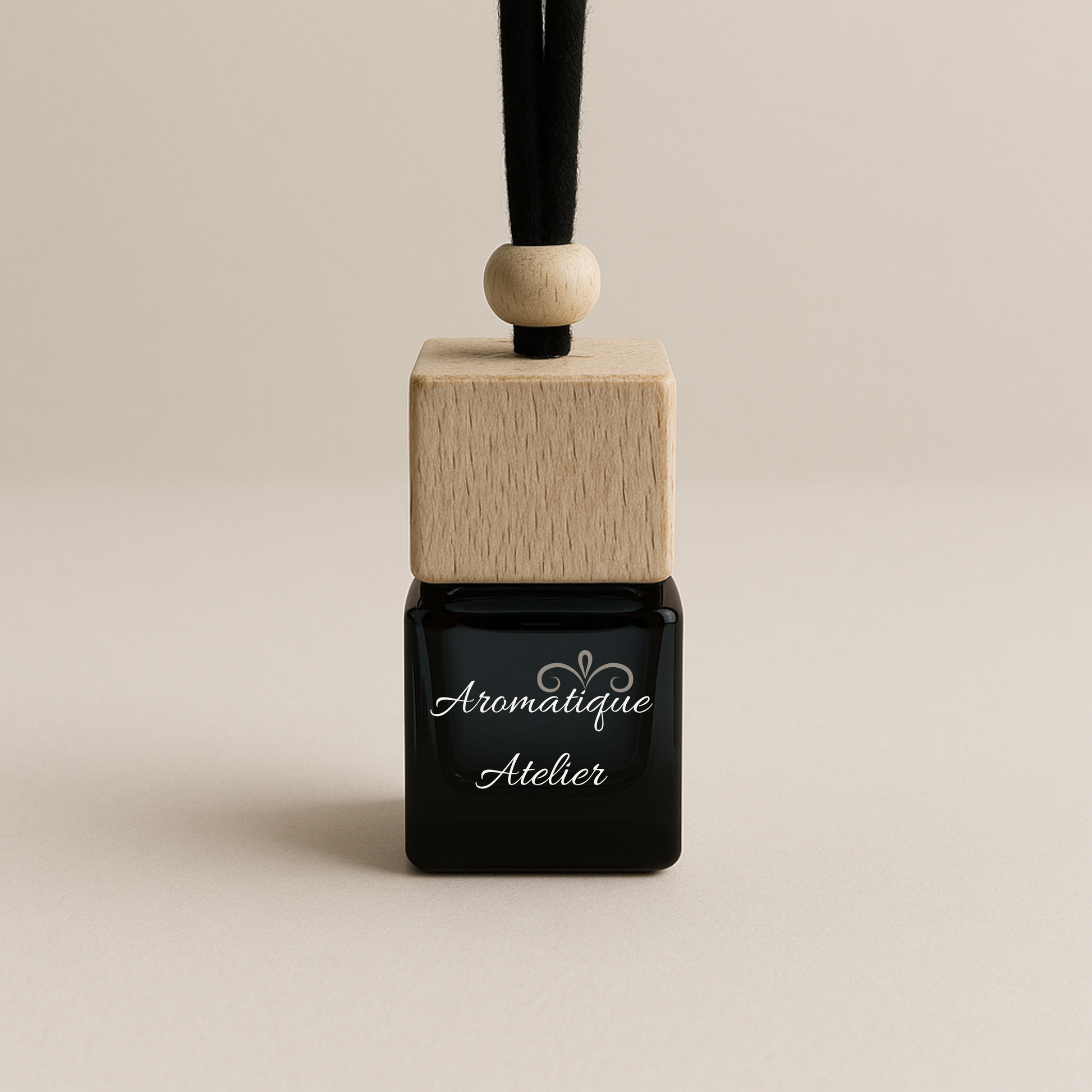 AR2 Inspired by Sí Yes perfume with fruity floral warm scent featuring blackcurrant, rose, vanilla, and patchouli notes